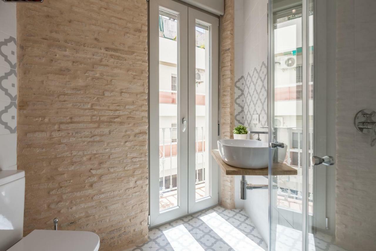 Apartamentos Rg Suites Jardines De Murillo Sevilla Dış mekan fotoğraf