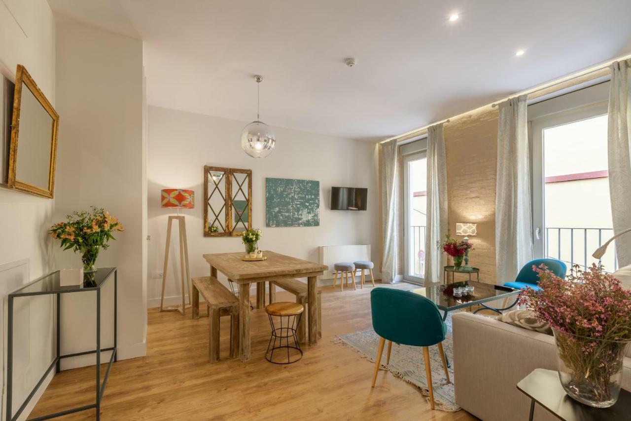 Apartamentos Rg Suites Jardines De Murillo Sevilla Dış mekan fotoğraf