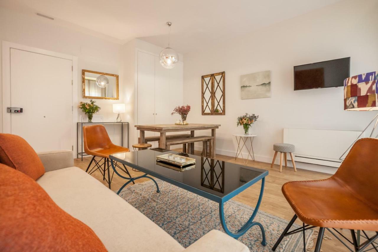 Apartamentos Rg Suites Jardines De Murillo Sevilla Dış mekan fotoğraf