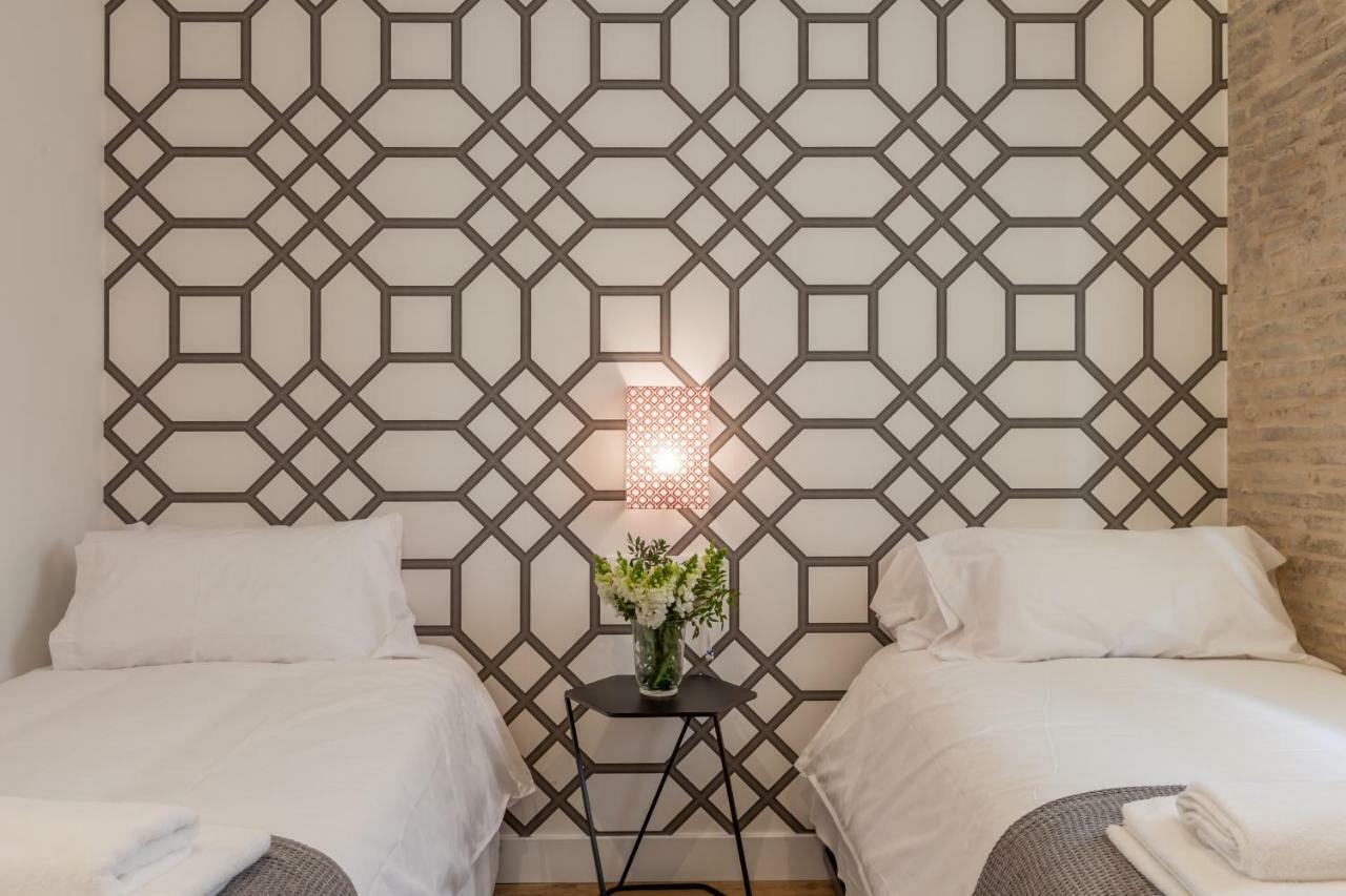 Apartamentos Rg Suites Jardines De Murillo Sevilla Dış mekan fotoğraf