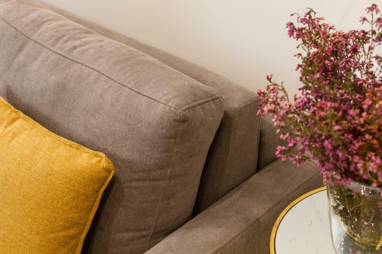 Apartamentos Rg Suites Jardines De Murillo Sevilla Dış mekan fotoğraf