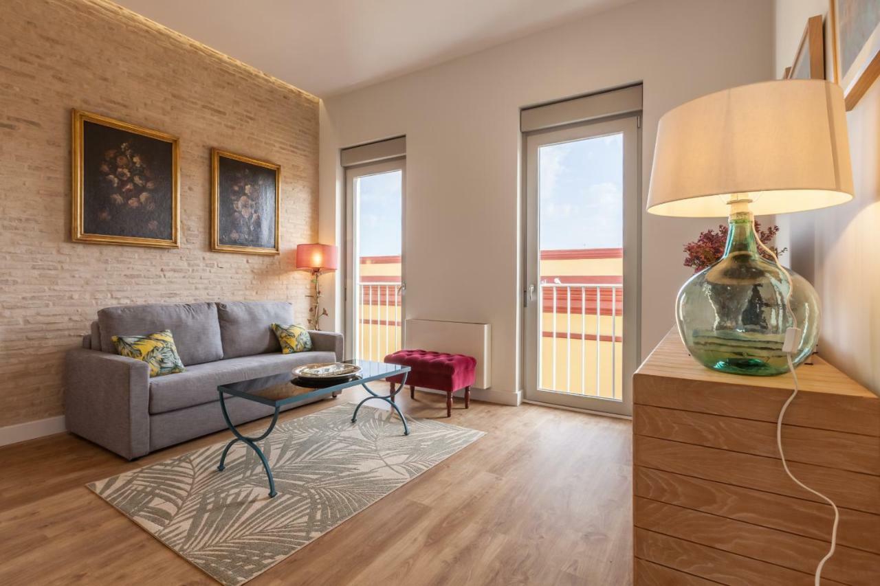 Apartamentos Rg Suites Jardines De Murillo Sevilla Dış mekan fotoğraf