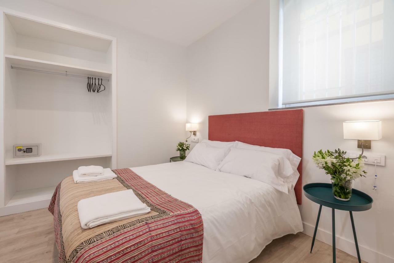 Apartamentos Rg Suites Jardines De Murillo Sevilla Dış mekan fotoğraf