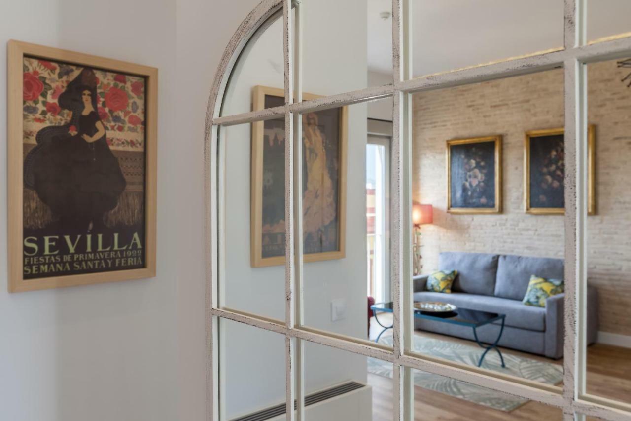 Apartamentos Rg Suites Jardines De Murillo Sevilla Dış mekan fotoğraf