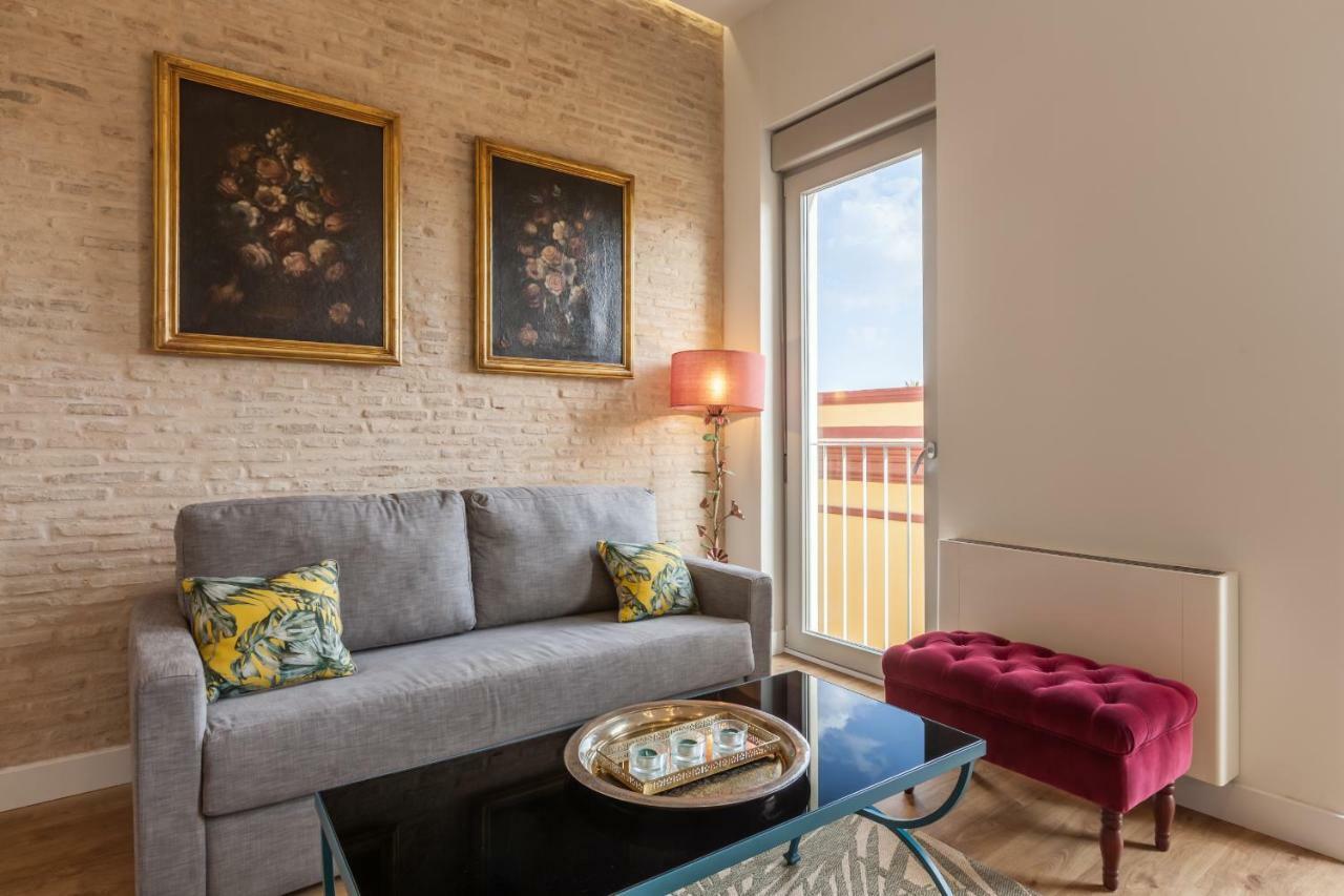 Apartamentos Rg Suites Jardines De Murillo Sevilla Dış mekan fotoğraf